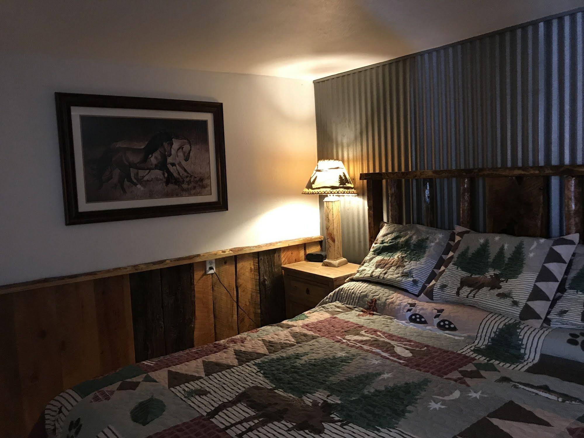Sinawav Trail Lodge