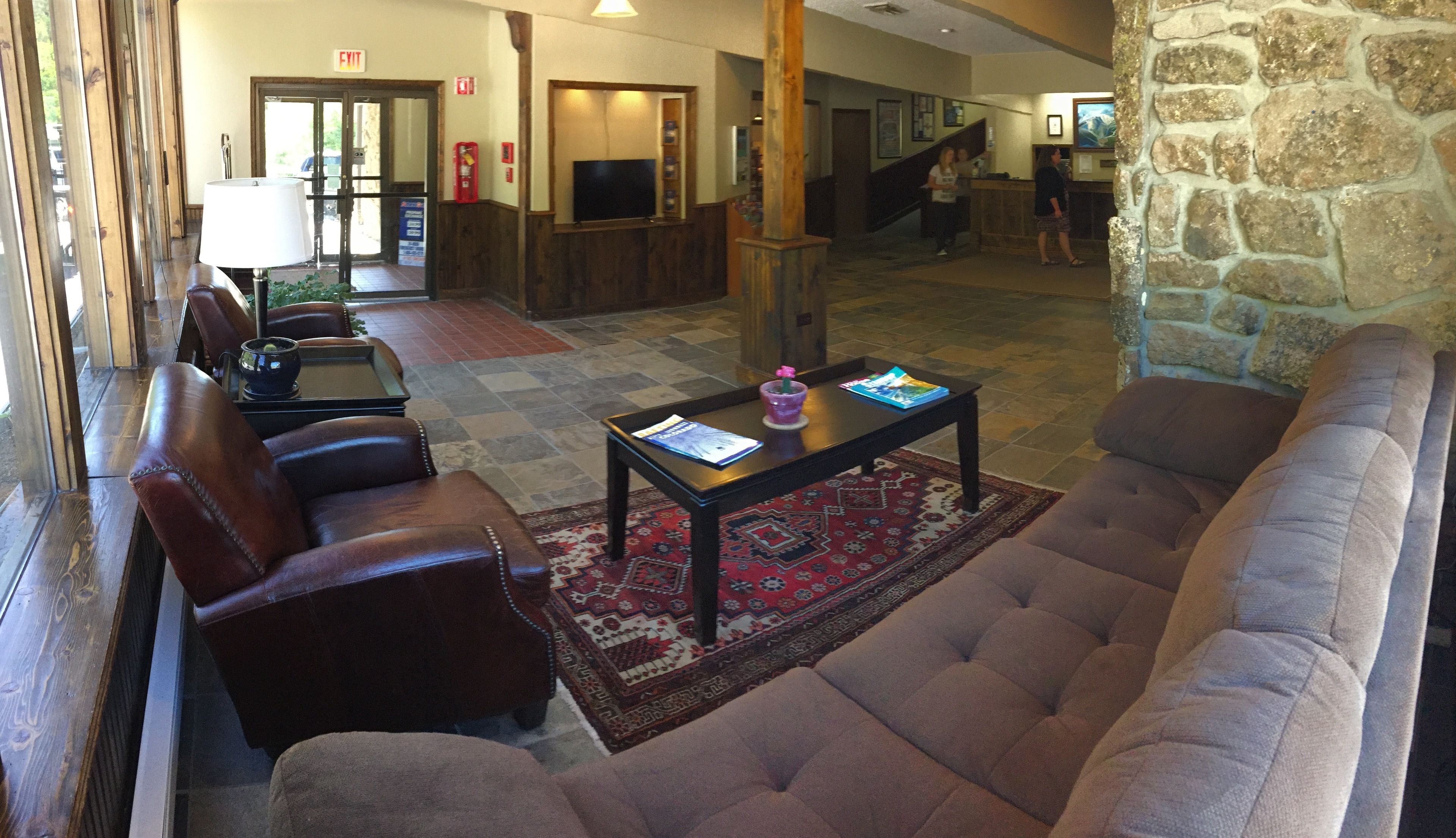 Monarch Mountain Lodge