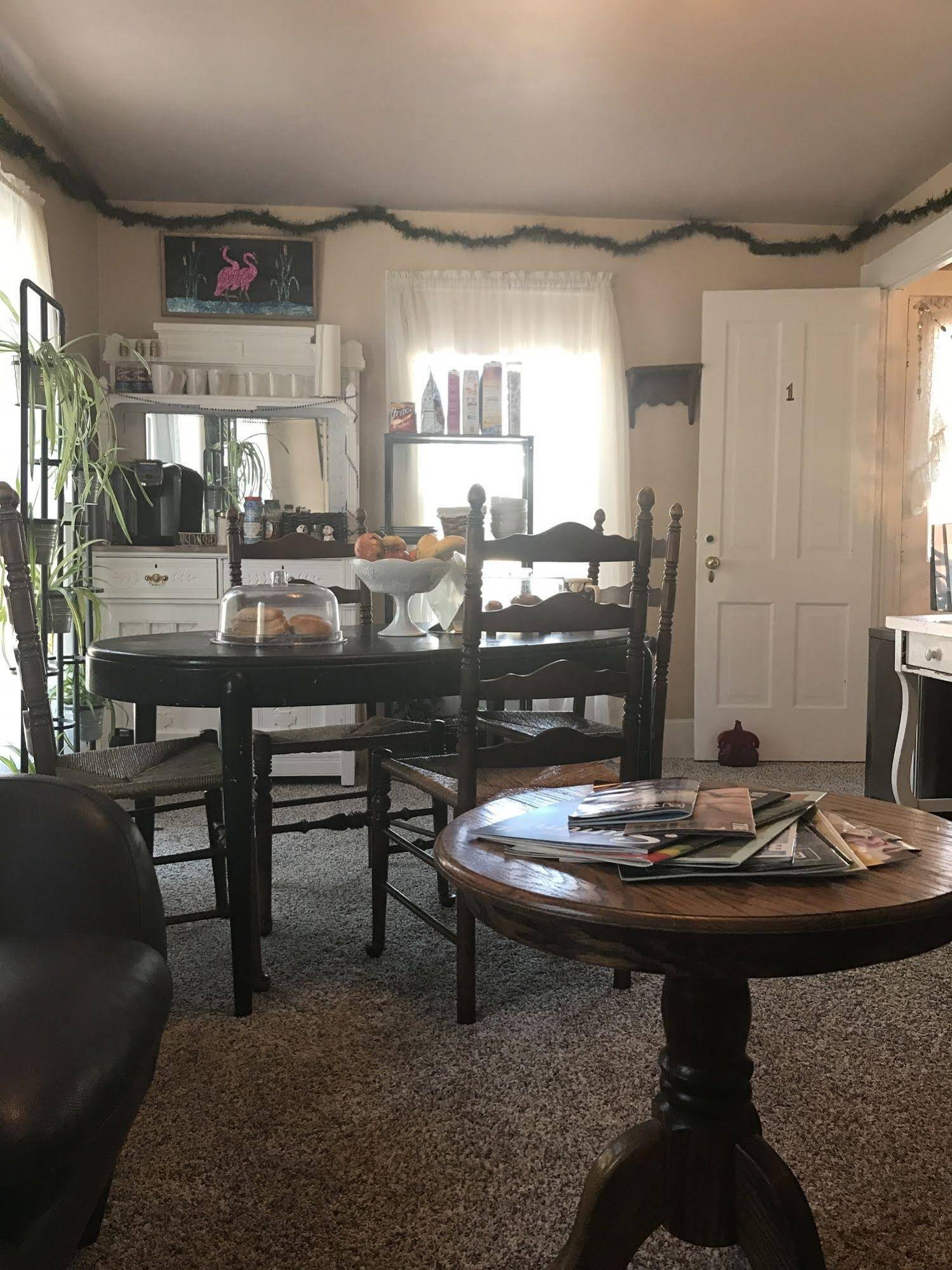 The Historic Windsor Hotel Bed & Breakfast