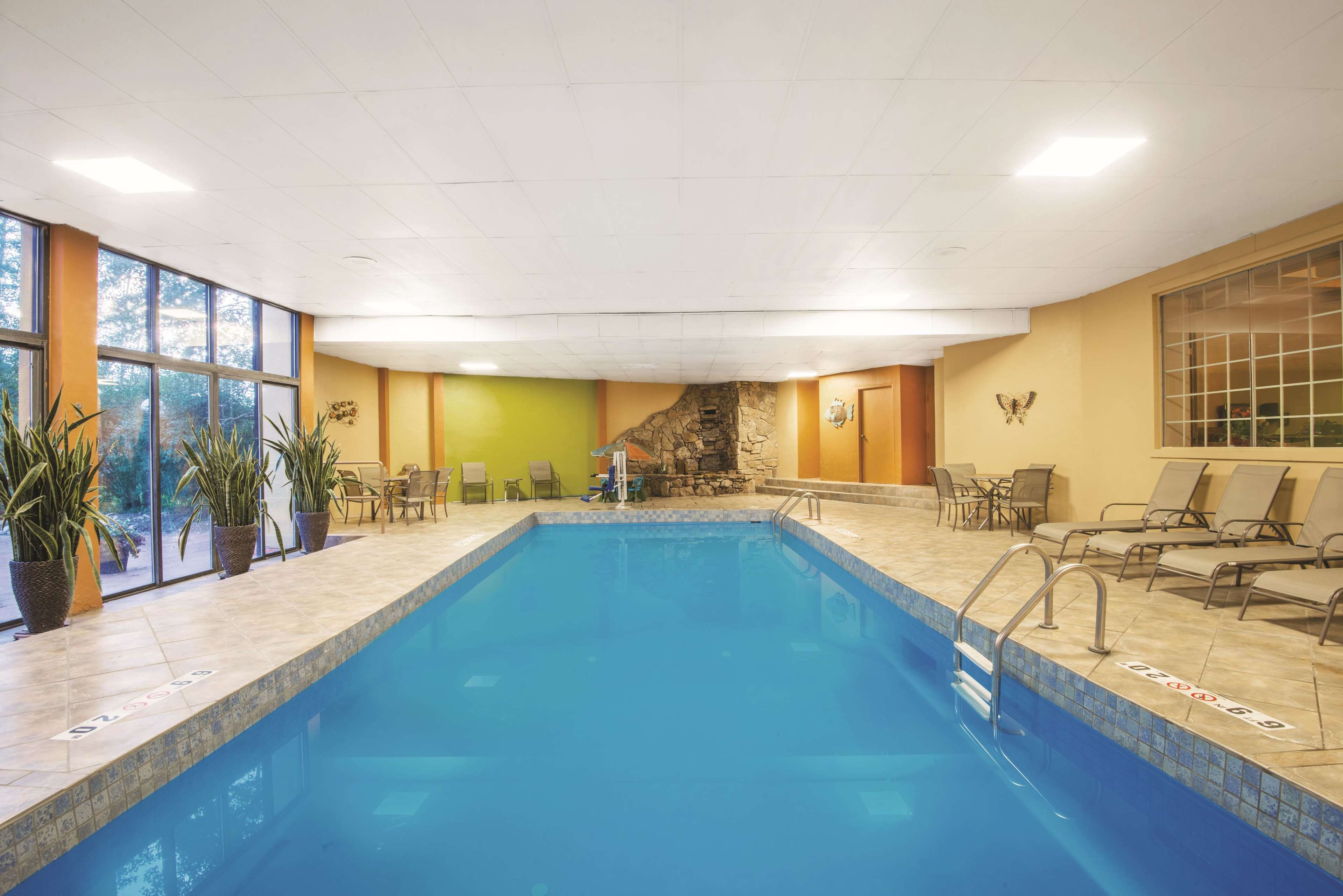 La Quinta Inn & Suites by Wyndham Silverthorne - Summit Co