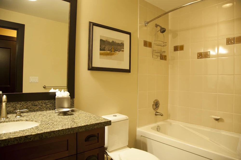 Capitol Peak Lodge Condominiums