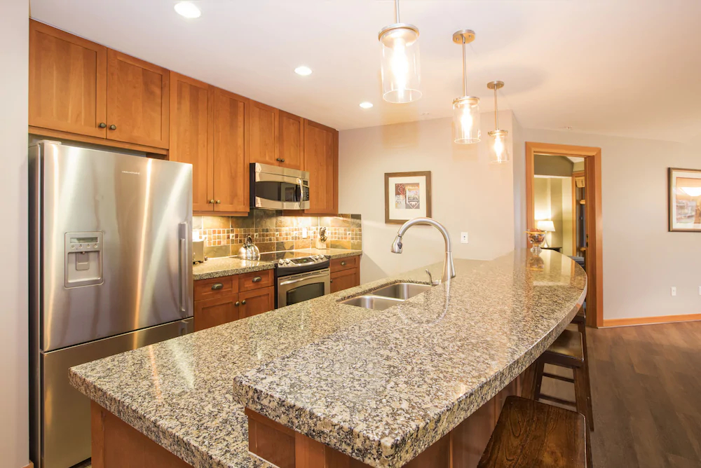 Capitol Peak Lodge Condominiums
