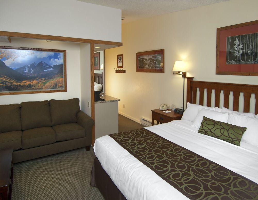 Pokolodi Lodge