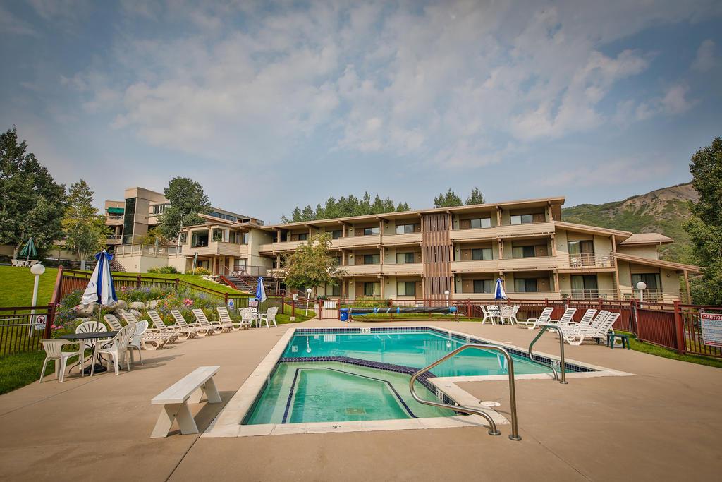 Pokolodi Lodge