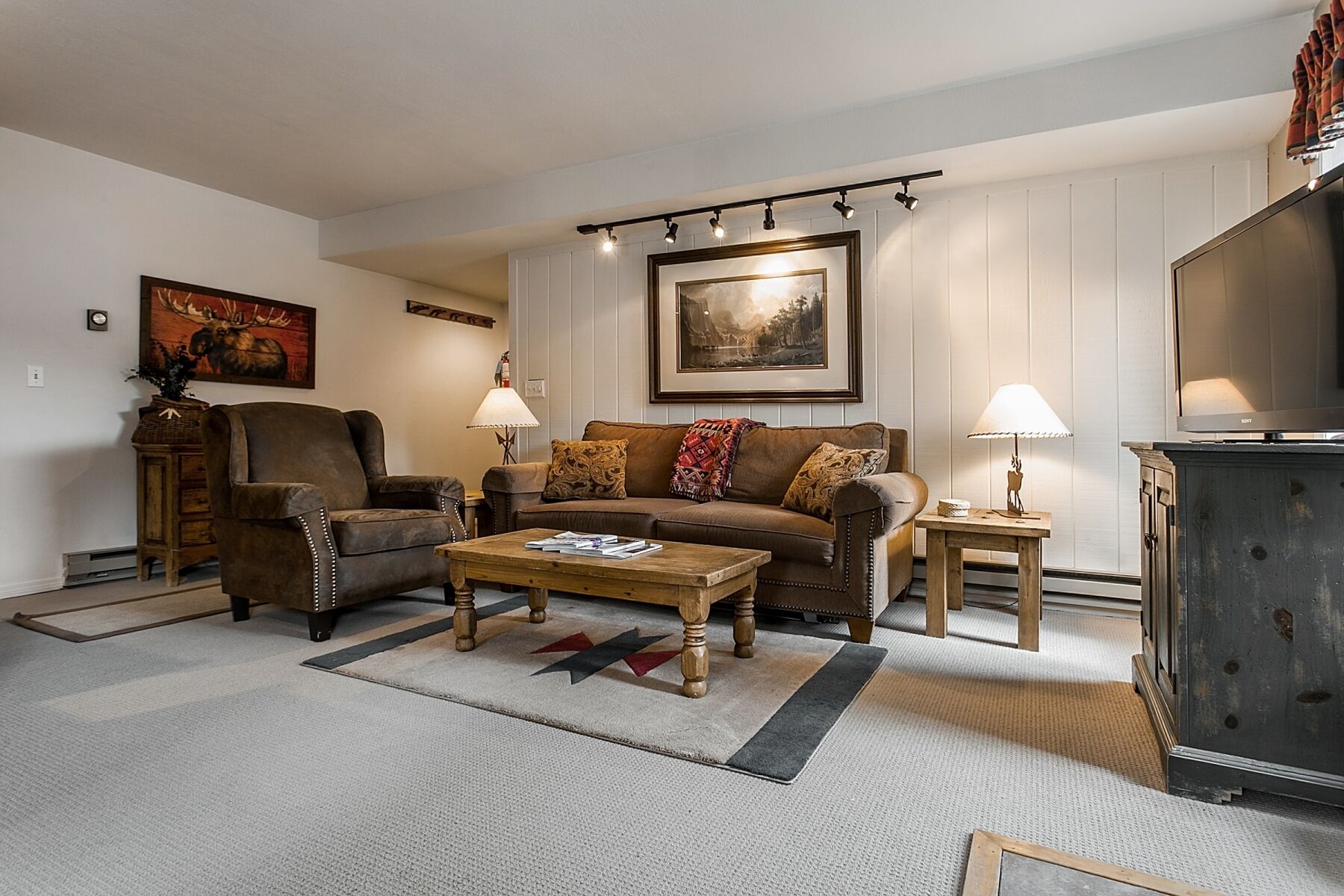 Seasons Four by Snowmass Vacations