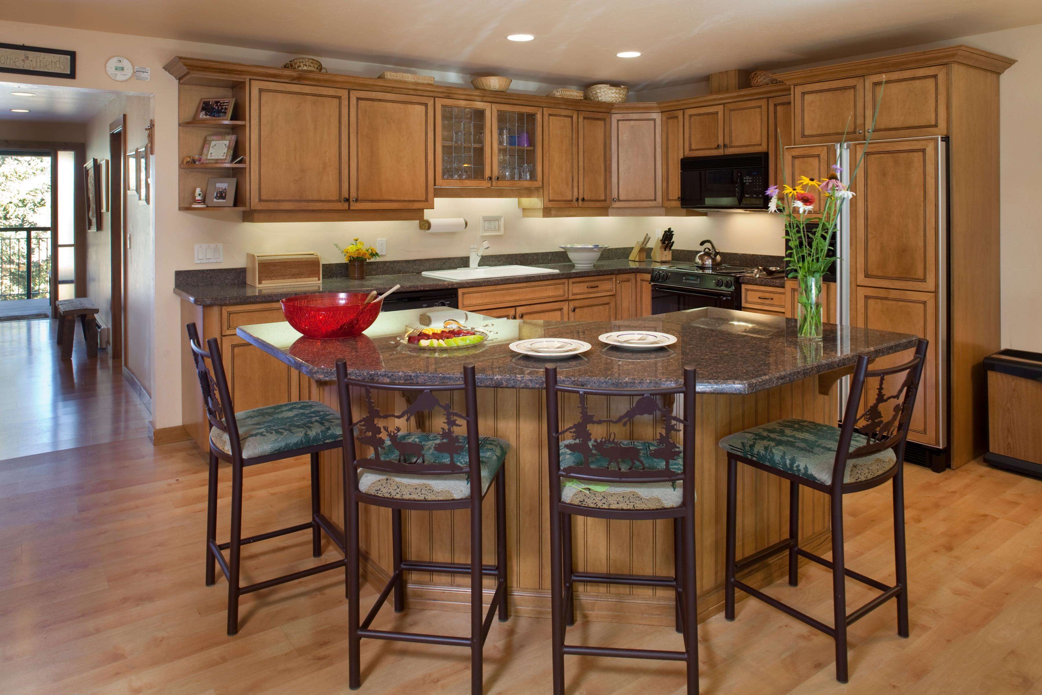 Shadowbrook Condominiums