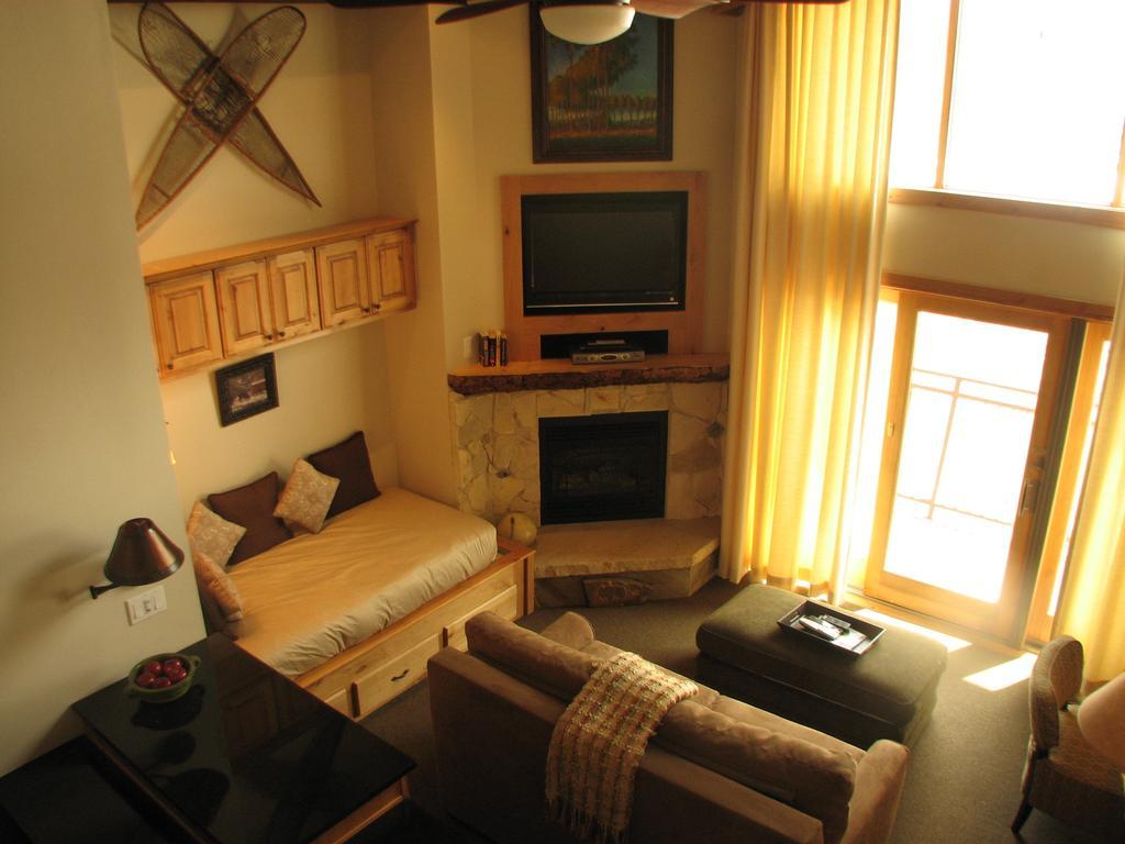 Timberline Condominiums