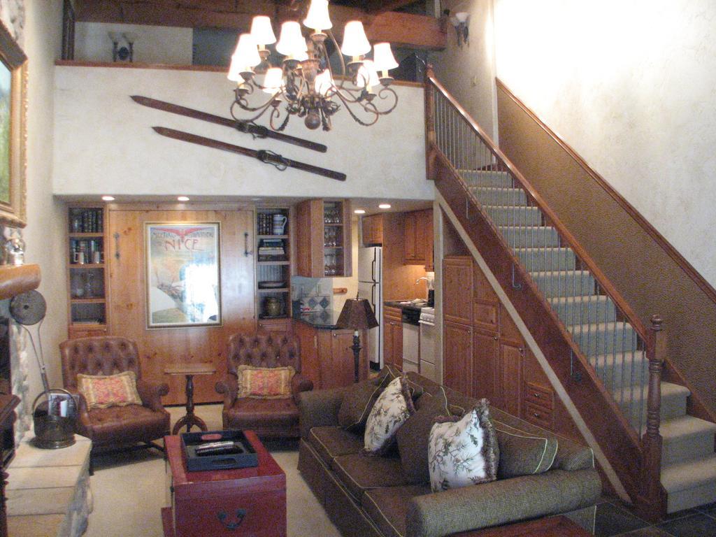 Timberline Condominiums