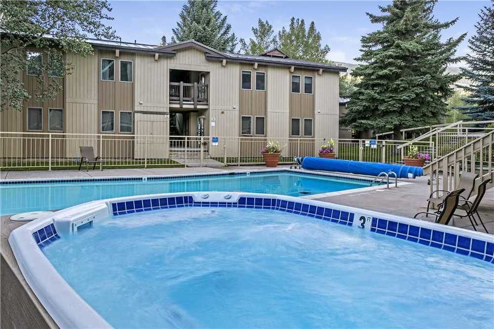 Woodbridge Condominiums