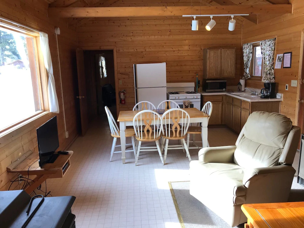 Grandview Cabins & RV Resort