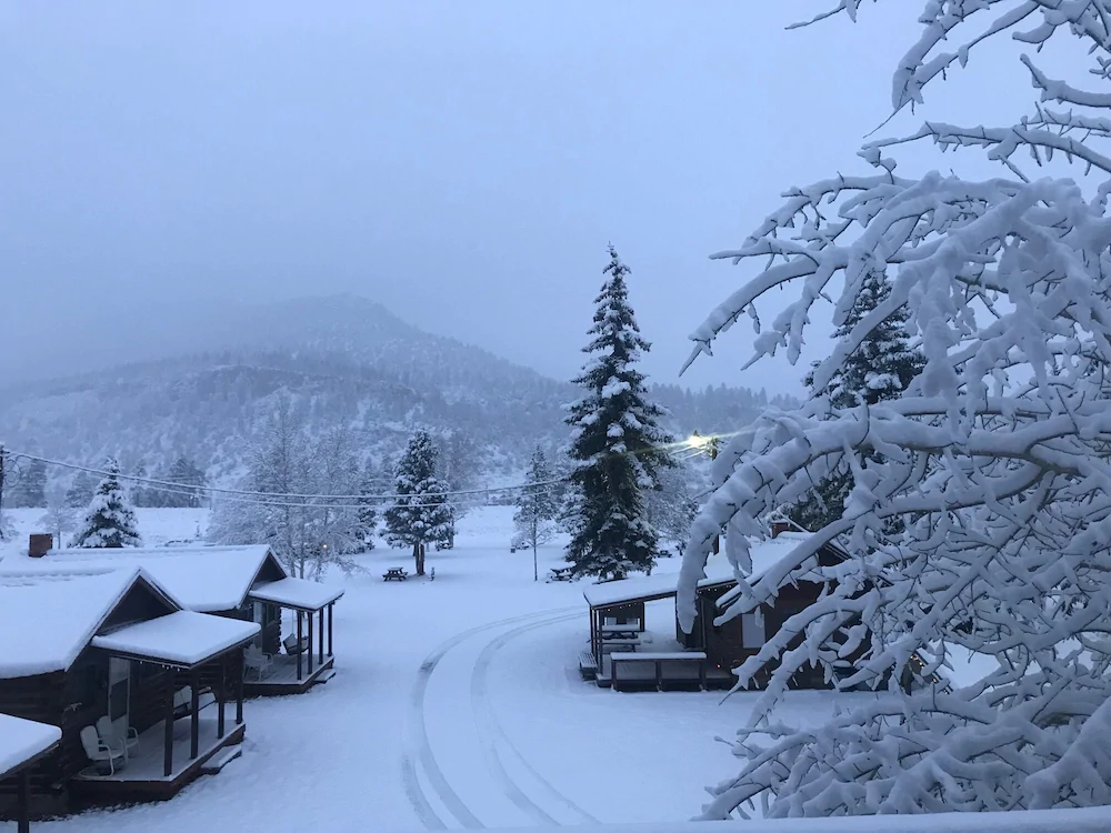 Grandview Cabins & RV Resort