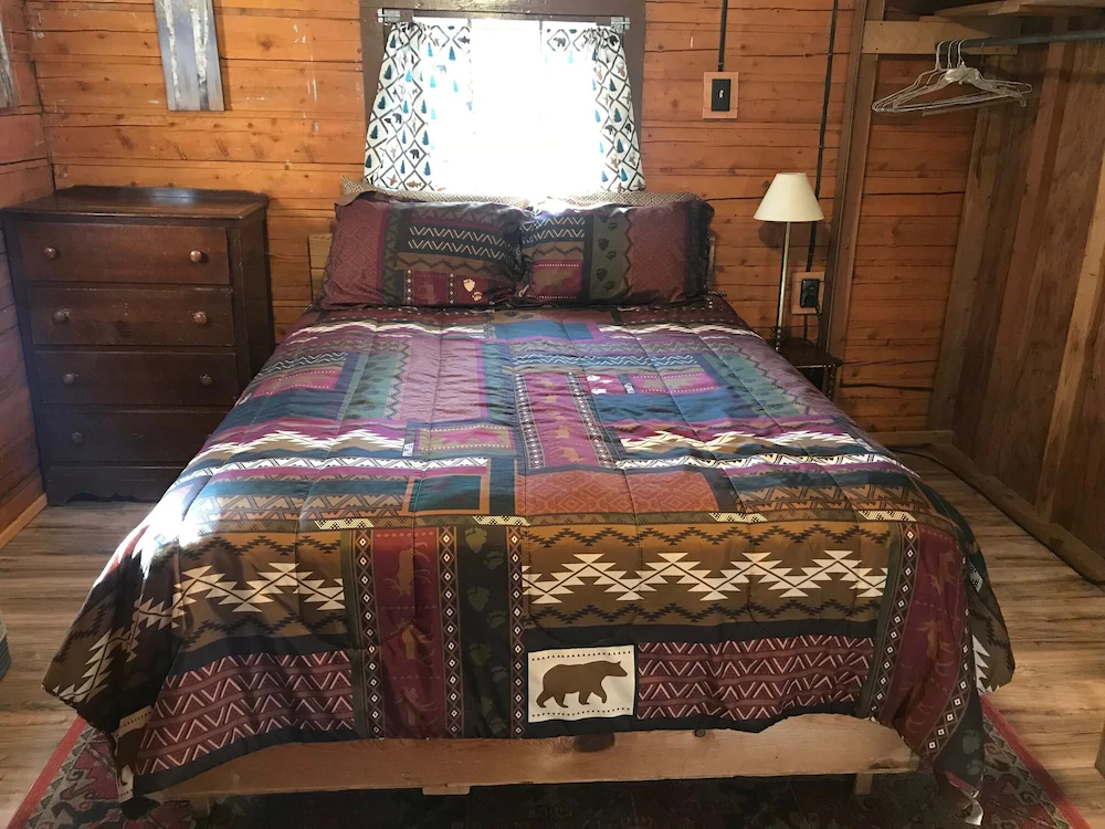 Grandview Cabins & RV Resort