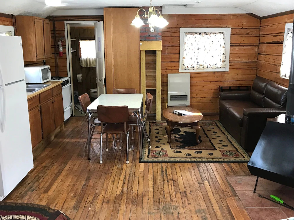 Grandview Cabins & RV Resort