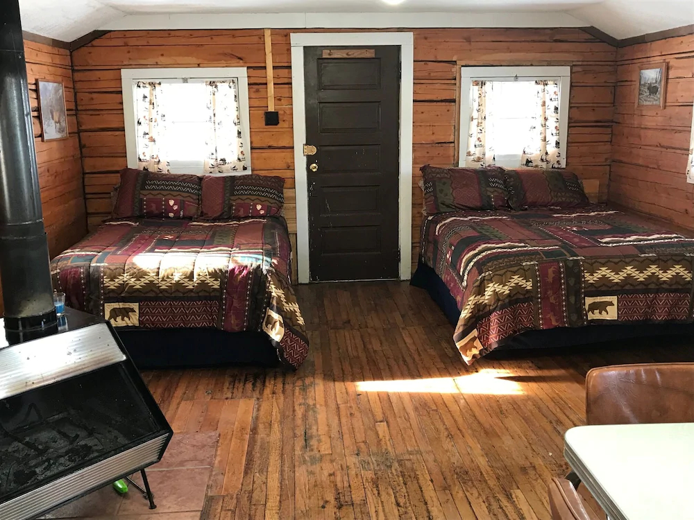 Grandview Cabins & RV Resort