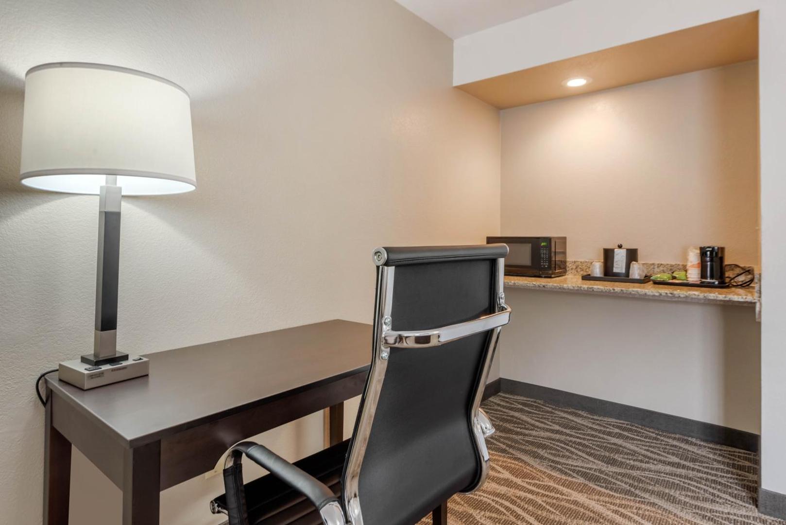 Quality Inn & Suites