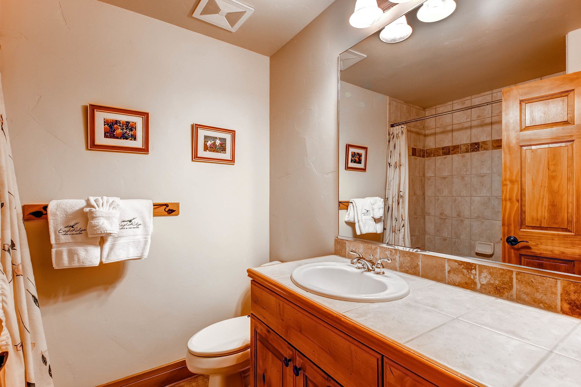 EagleRidge Lodge & Townhomes
