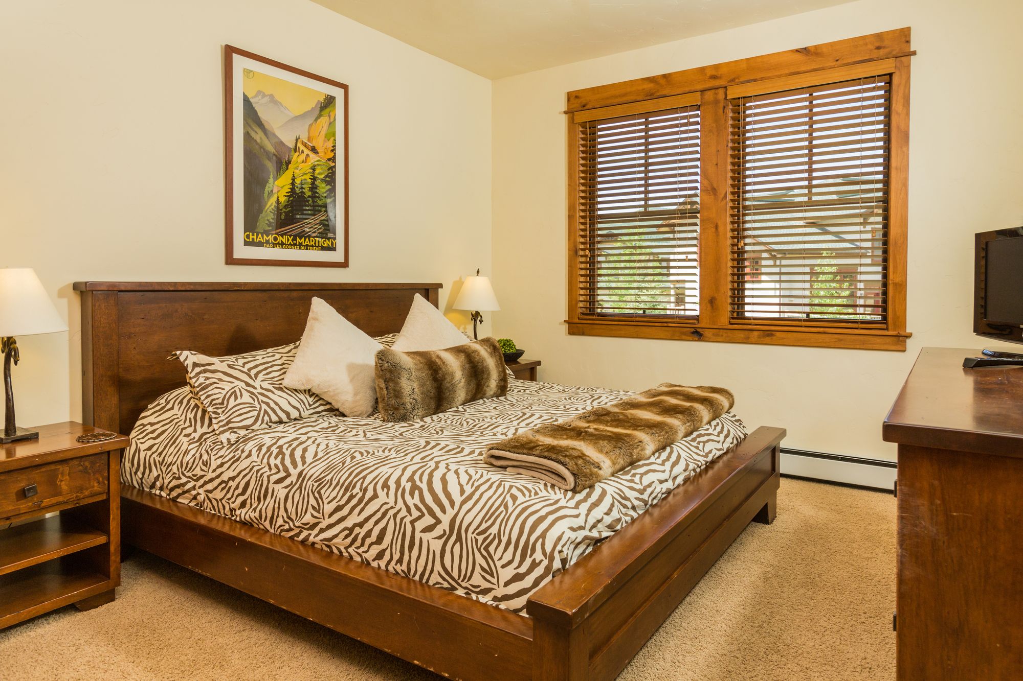 EagleRidge Lodge & Townhomes