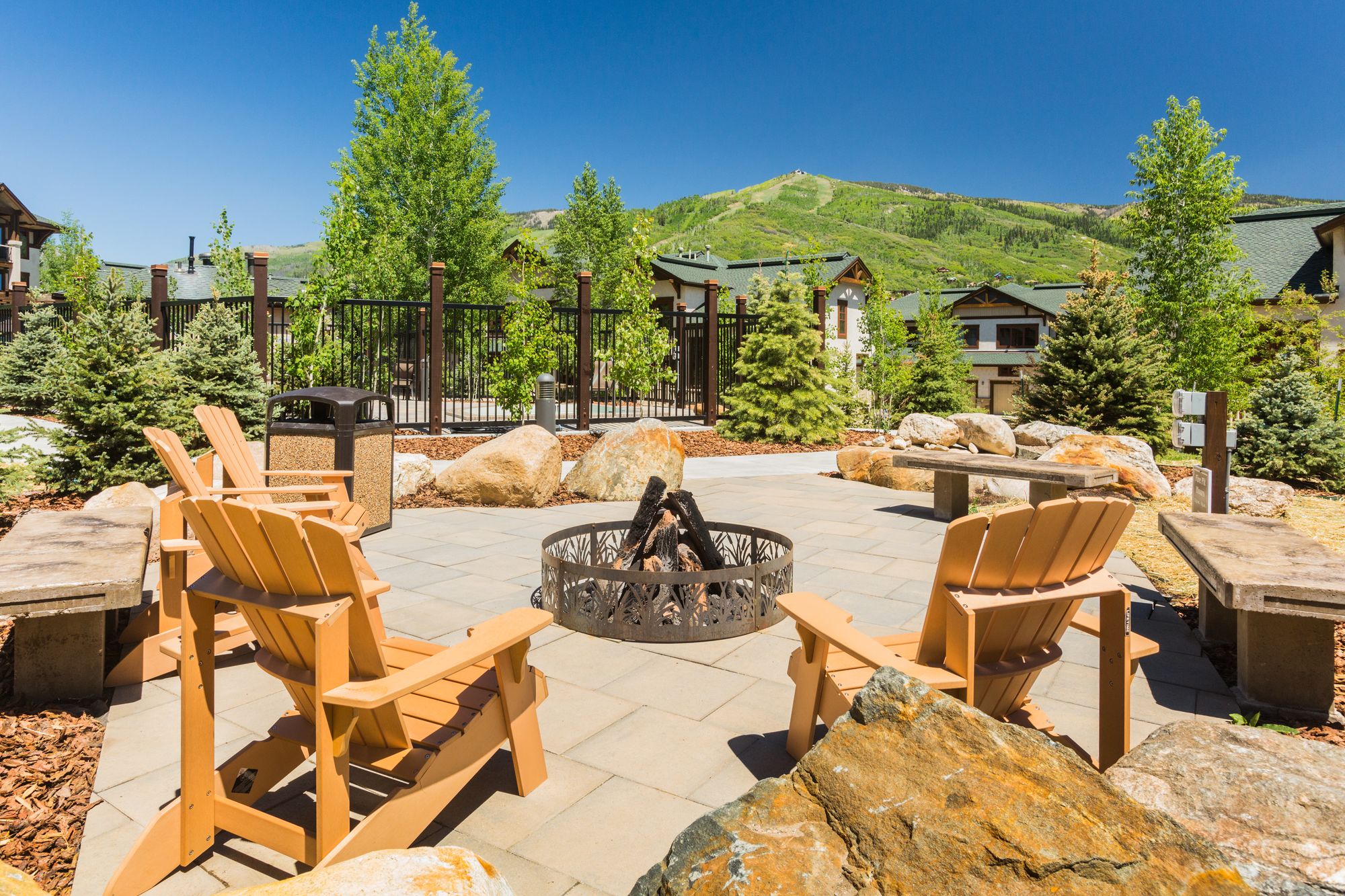EagleRidge Lodge & Townhomes