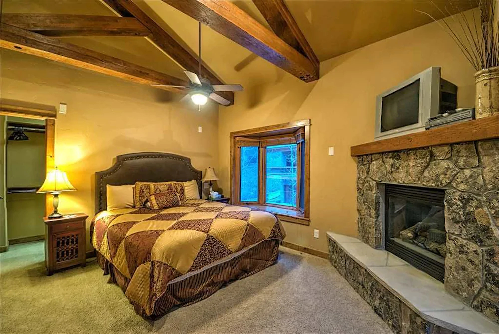 Eagles Nest Chalet