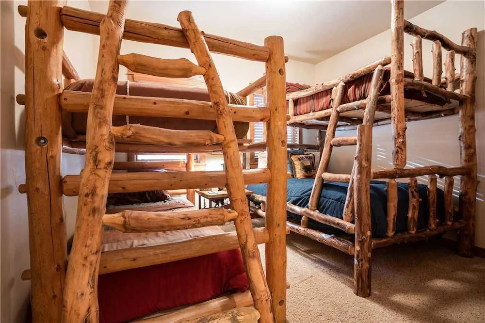 Eagles Nest Chalet