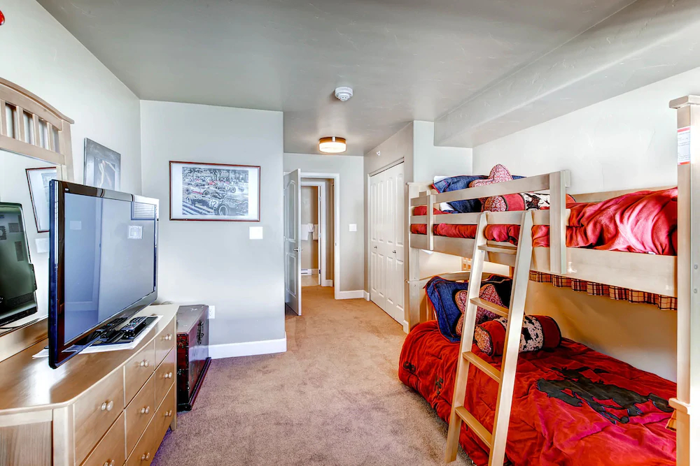 First Tracks by Wyndham Vacation Rentals