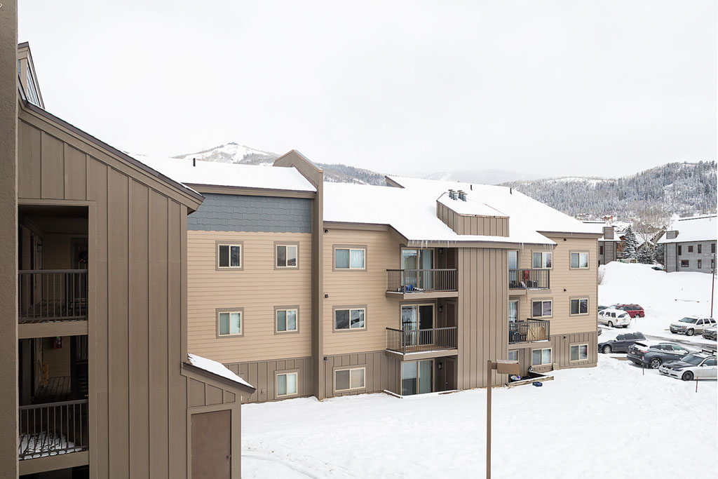 Shadow Run Condominiums