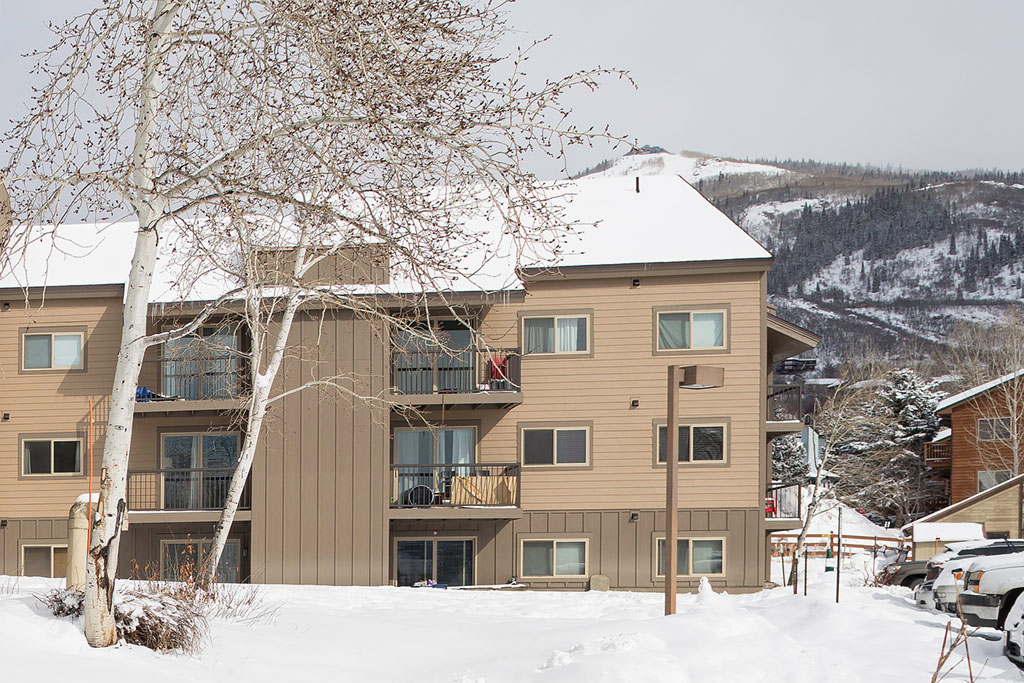 Shadow Run Condominiums