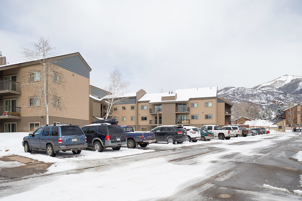 Shadow Run Condominiums