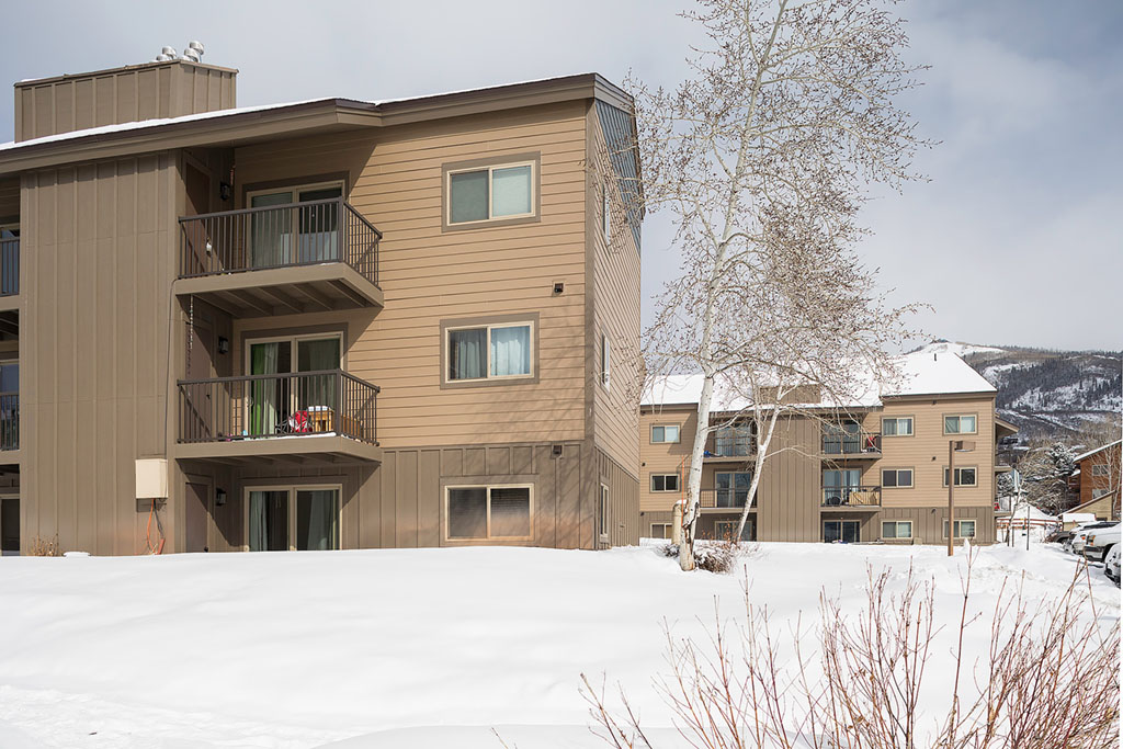 Shadow Run Condominiums