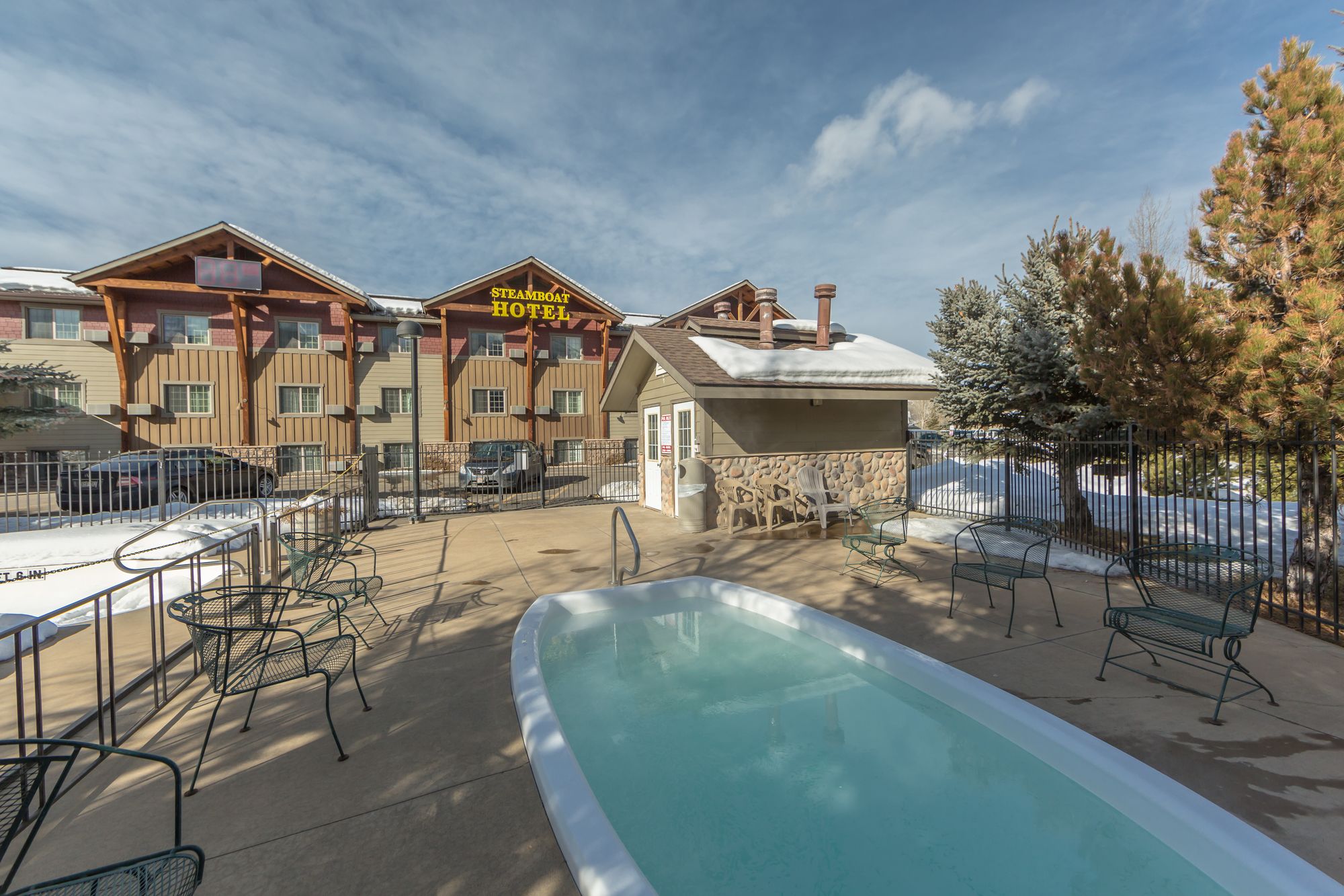 Steamboat Hotel