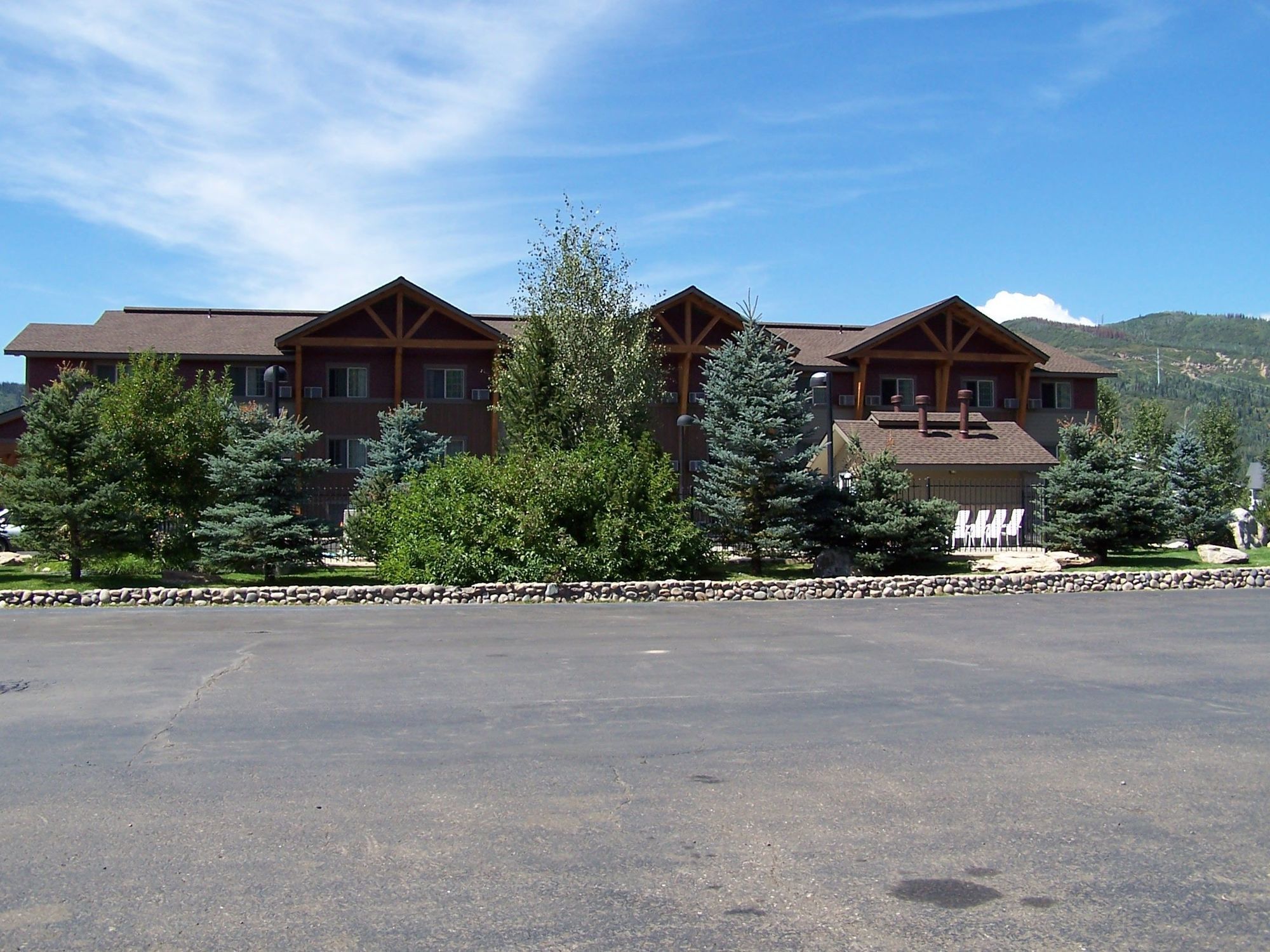 Steamboat Hotel