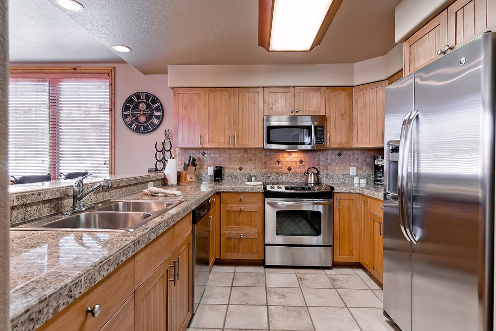 Torian Plum Creekside Building