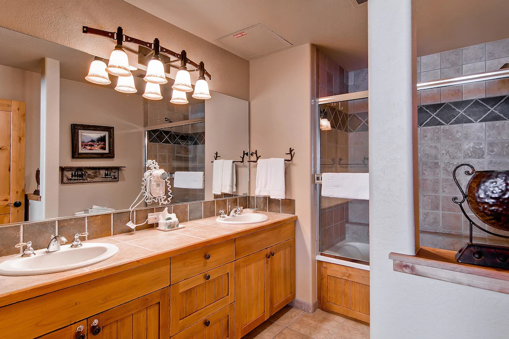 Torian Plum Creekside Building