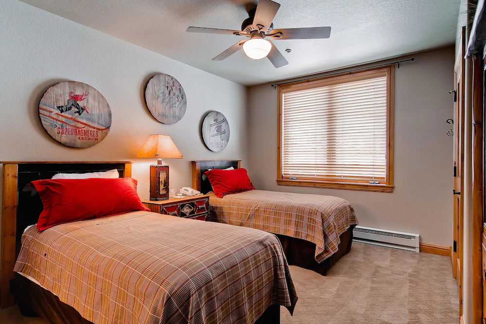 Torian Plum Creekside Building