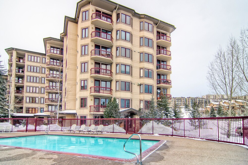 Torian Plum Creekside Building