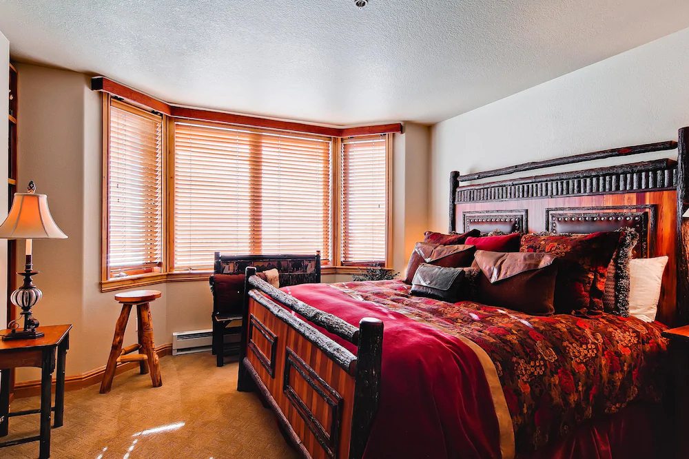 Torian Plum Creekside Building