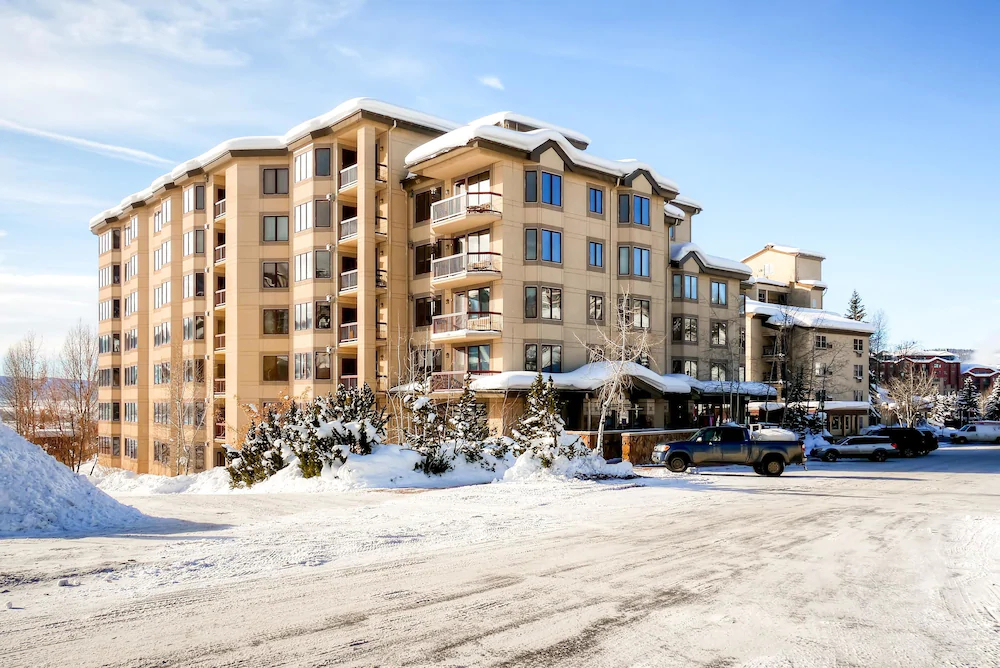 Torian Plum Creekside Building