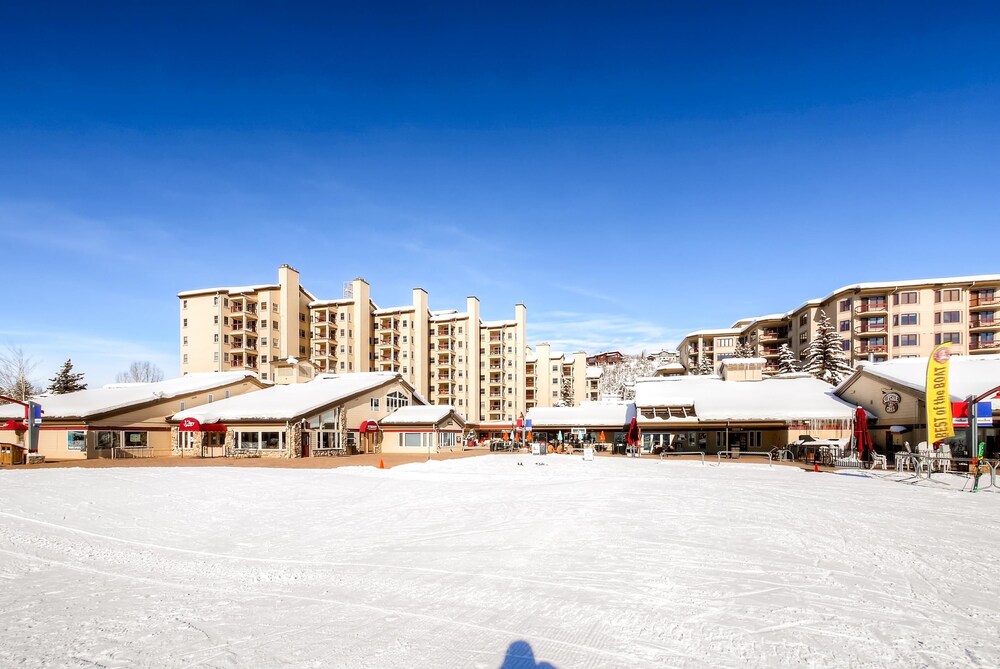 Torian Plum Creekside Building