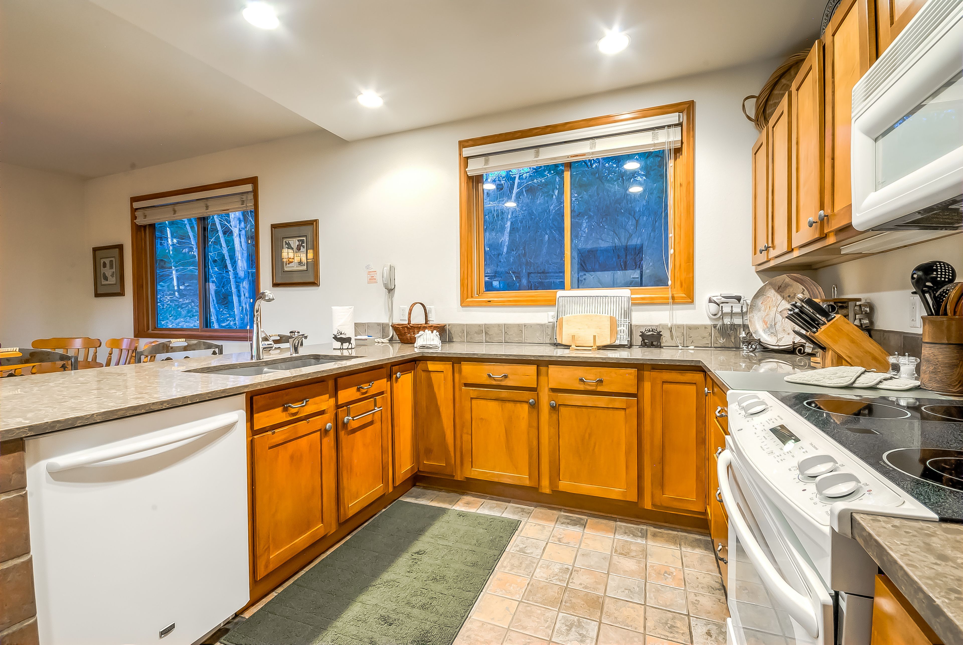 Waterford Townhomes by Retreatia