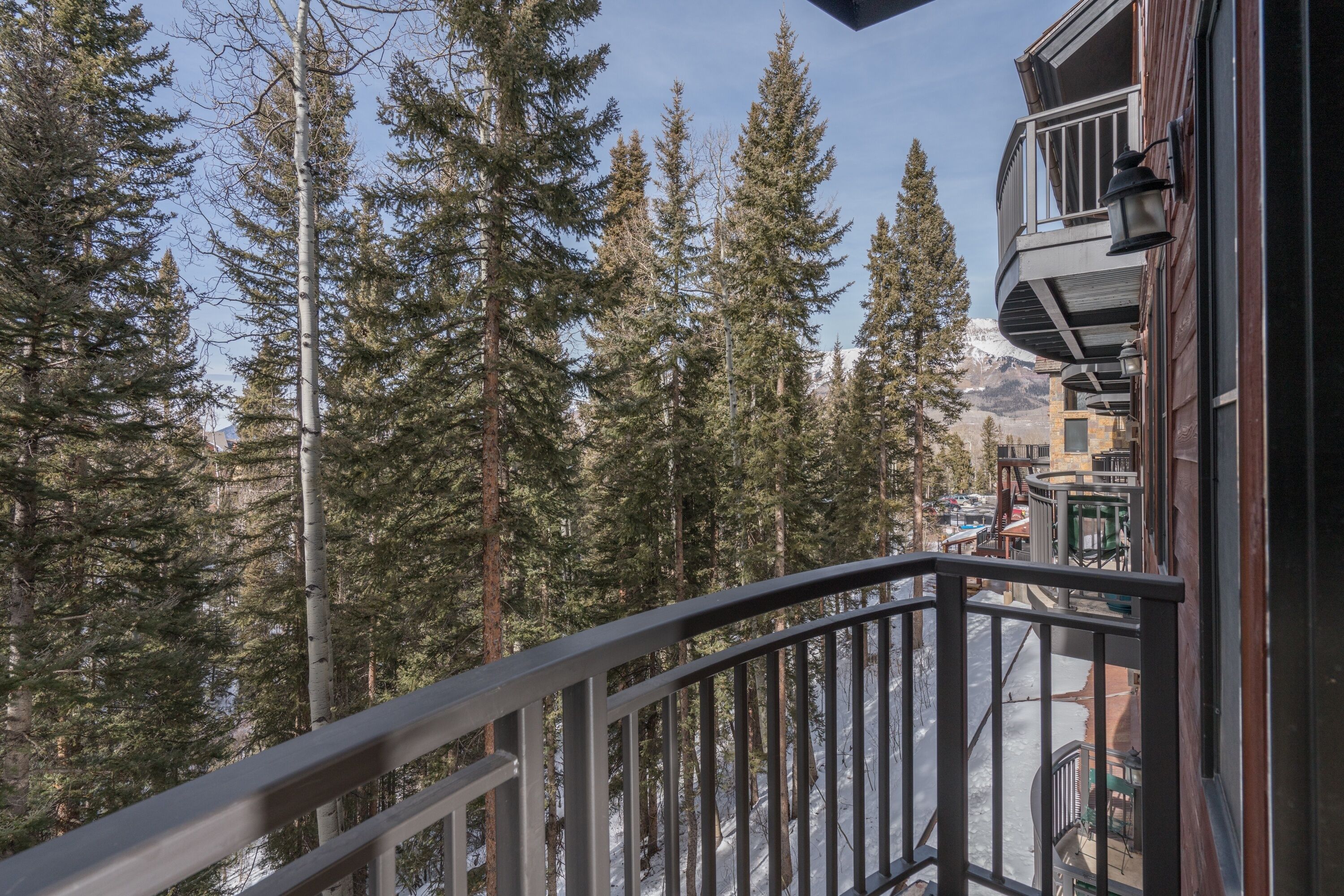 Bear Creek Lodge