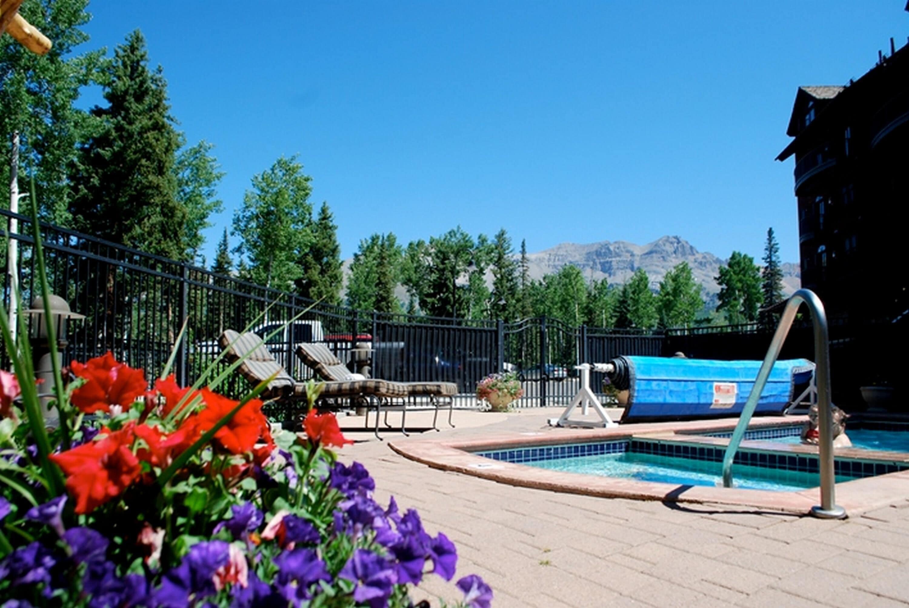 Bear Creek Lodge