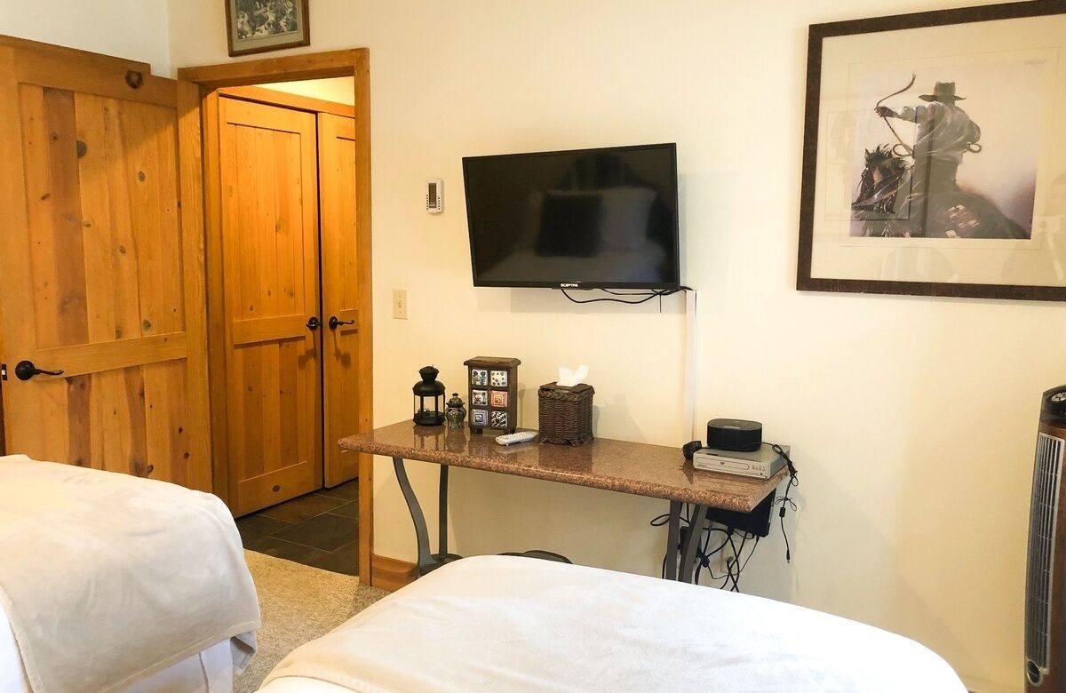Bear Creek Lodge
