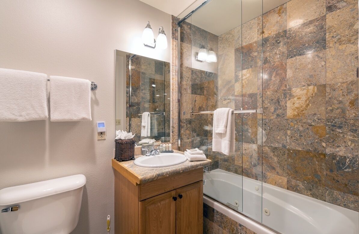 Bear Creek Lodge