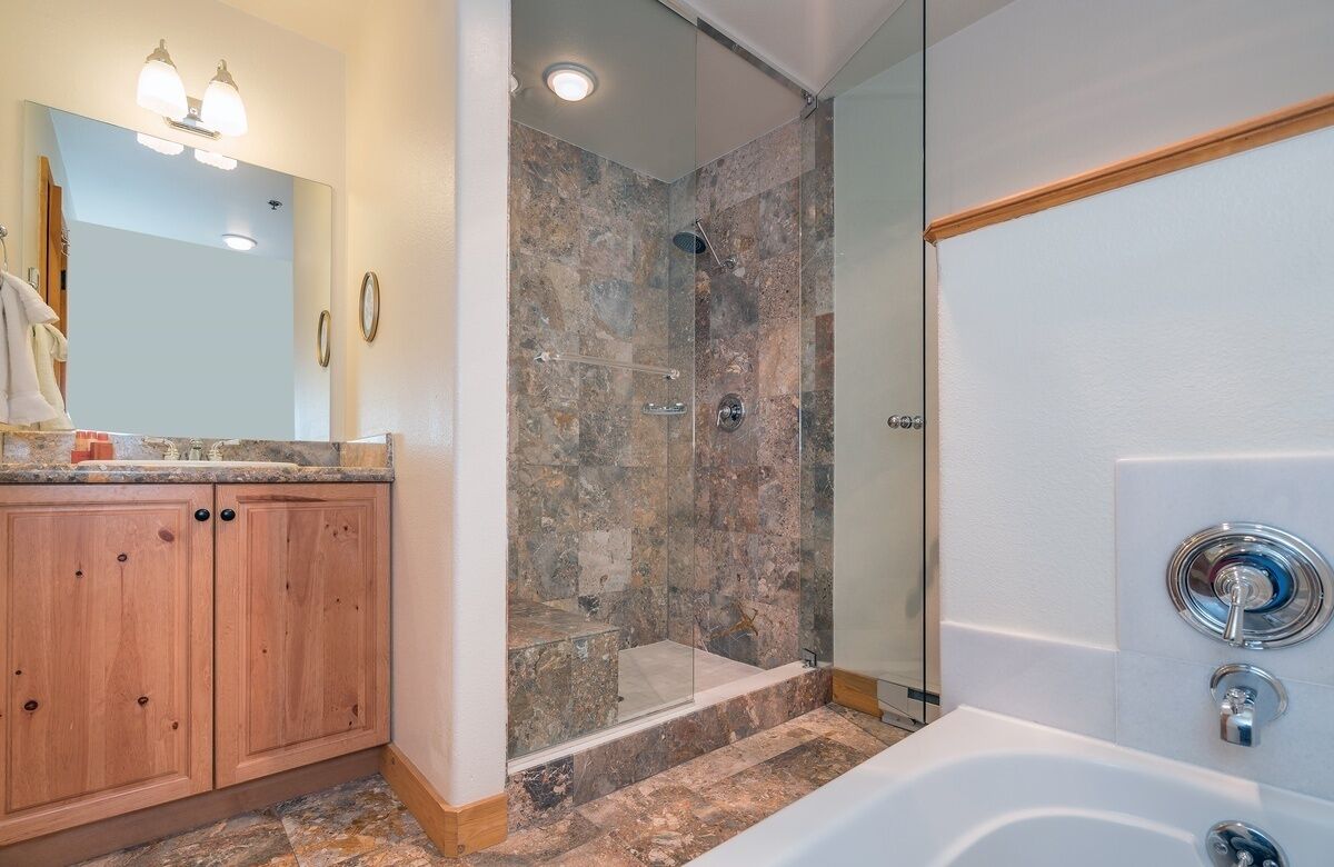 Bear Creek Lodge