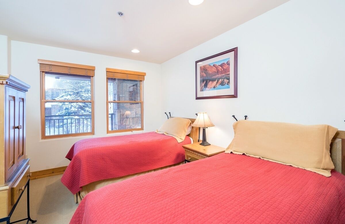 Bear Creek Lodge