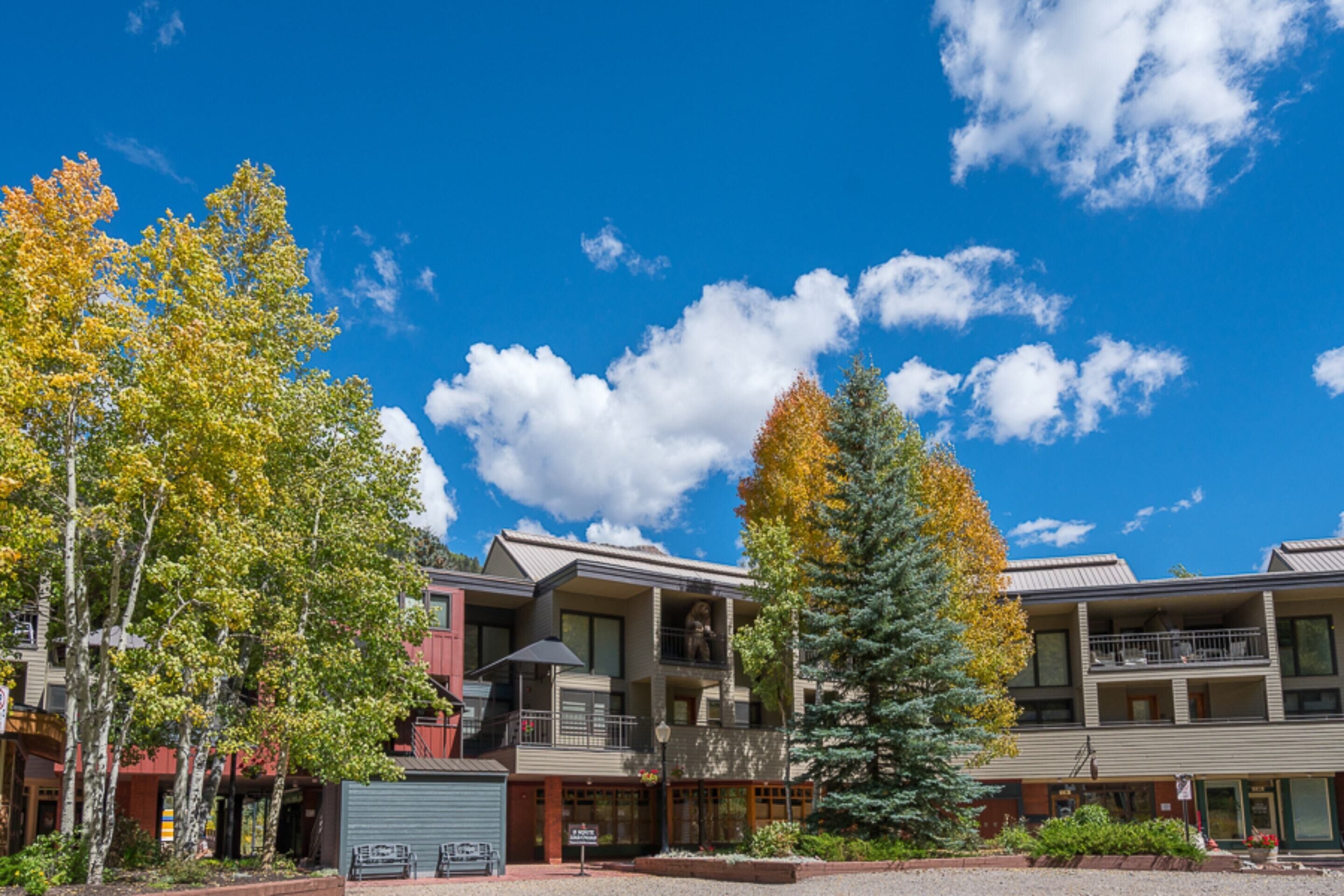 Cimarron Lodge