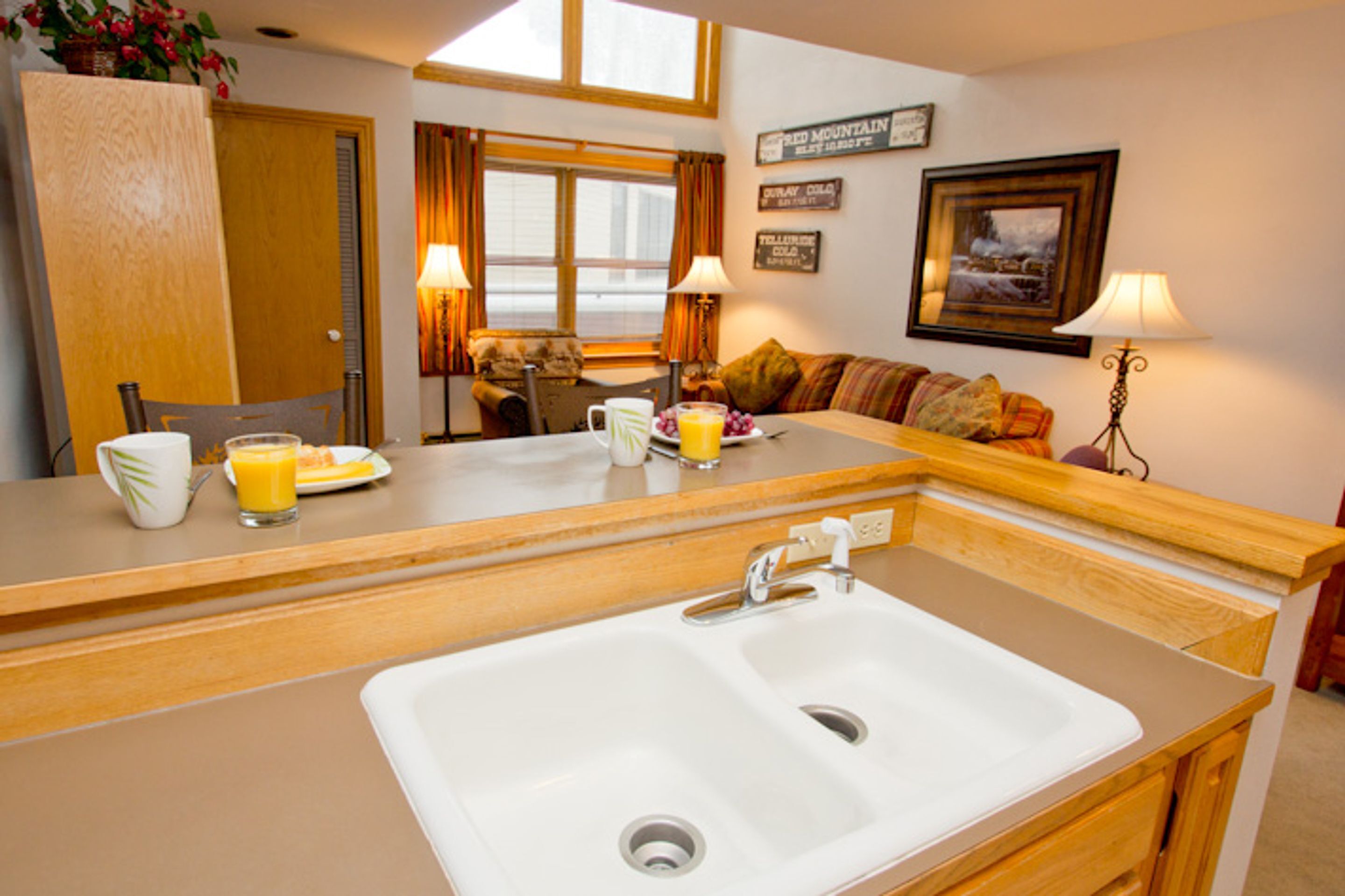 Cimarron Lodge