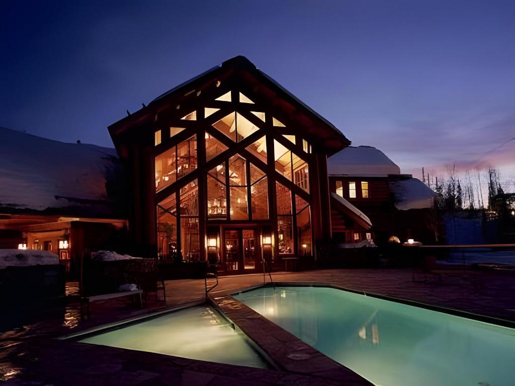 Mountain Lodge at Telluride