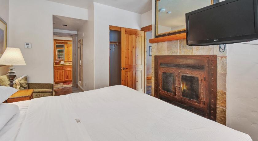 Mountain Lodge at Telluride