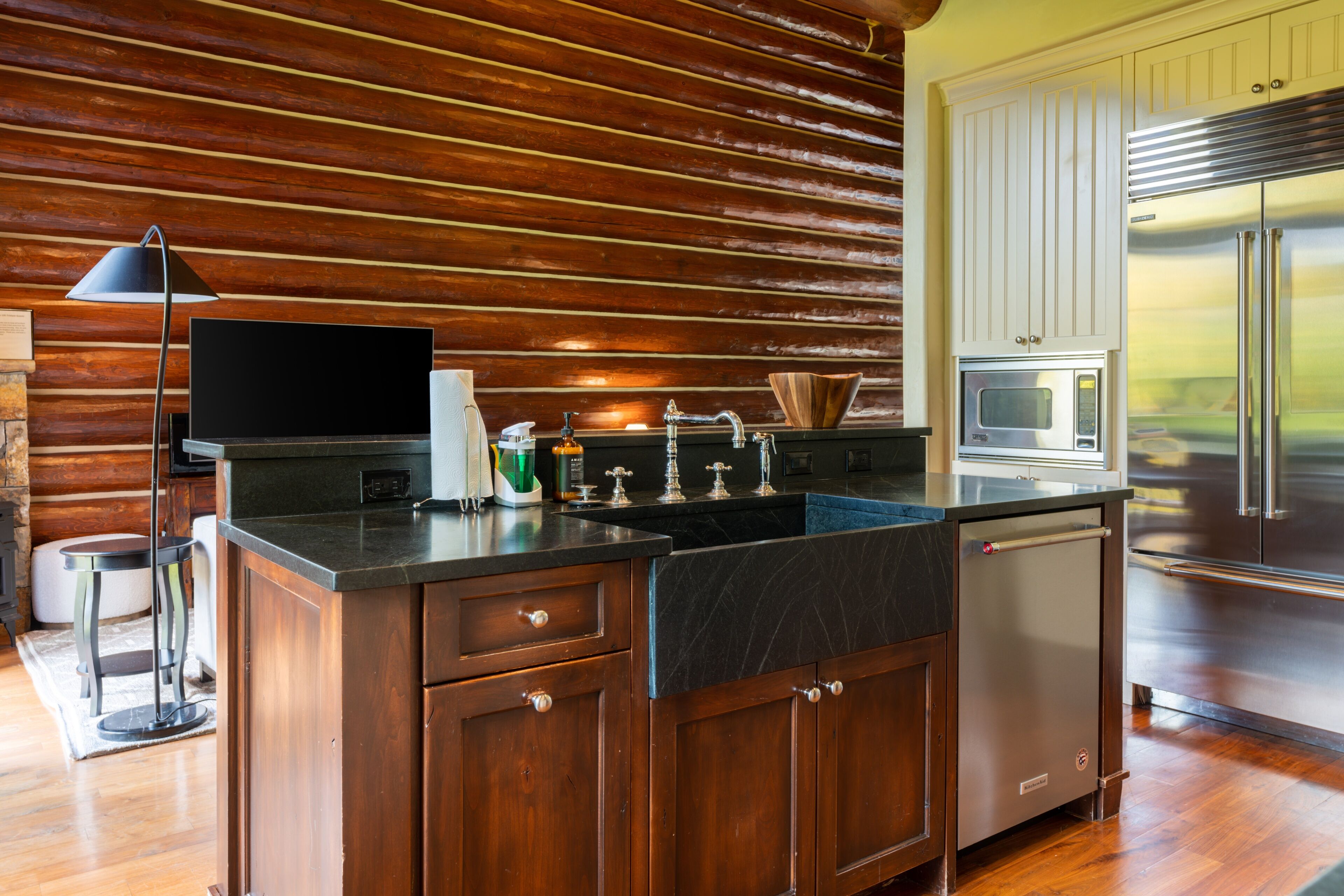 Townhome on the Creek 135 by Avantstay